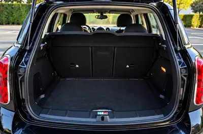 MINI Countryman — SUV polyvalent 184 ch, entretien régulier — Miniatur 9