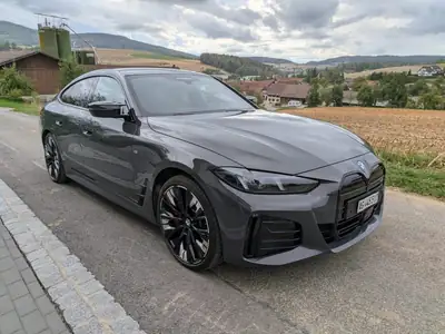 BMW i4 2025 — Berline électrique performante, 29'500 km, équipement premium — vue extérieure