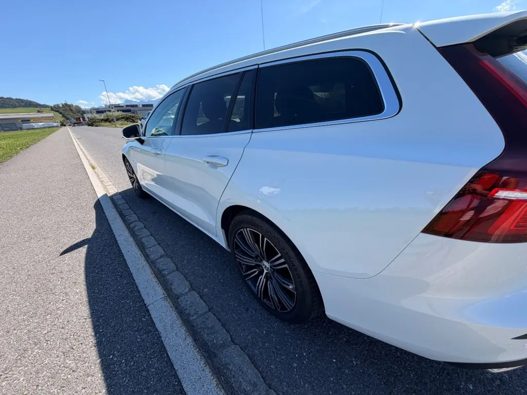 Volvo V60 2021 occasion Wädenswil — 3