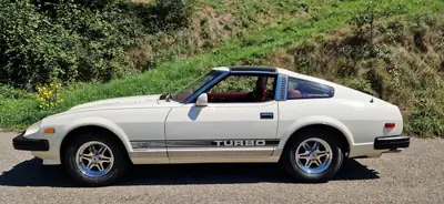 Datsun 280 Z 1981 — Coupé sportif iconique, véhicule vétéran impeccable — fianco