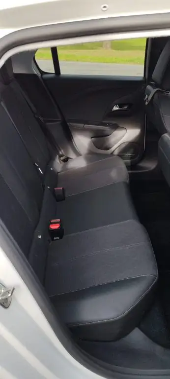 Opel Corsa 1.2 100 ch — Citadine élégante, bien entretenue, prête à rouler — Miniatura 15