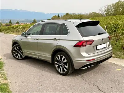 VW Tiguan R-Line 2.0 TSI 220 ch — SUV 4Motion premium, 145'000 km, révision complète — Detail