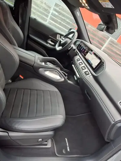 Mercedes-Benz GLE 450 — SUV premium MHEV Diesel, première main, très bon état — cruscotto