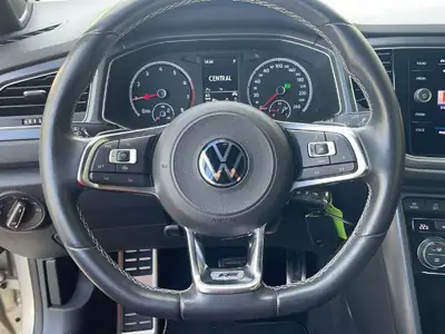 VW T-ROC 2020 — SUV compact dynamique, 150 ch automatique — Detail
