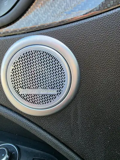 Alfa Romeo Stelvio 510 ch — SUV haute performance, transmission intégrale, 105'000 km — Miniature 10