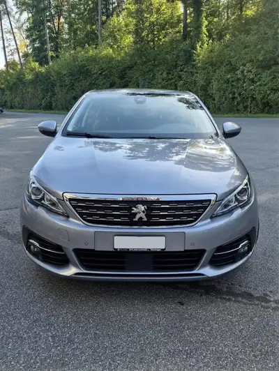 Peugeot 308 — Berline compacte 130 ch, 36'000 km seulement, entretien complet — Außenansicht