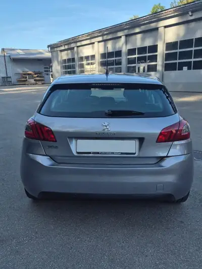 Peugeot 308 — Berline compacte 130 ch, 36'000 km seulement, entretien complet — Miniatur 7
