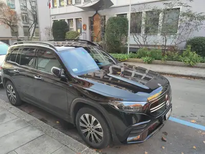 Mercedes-Benz EQB 350 — SUV électrique 7 places, 292 ch, pack AMG Line — Miniatura 7