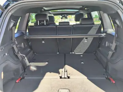Mercedes-Benz EQB 350 — SUV électrique 7 places, 292 ch, pack AMG Line — Miniatura 14