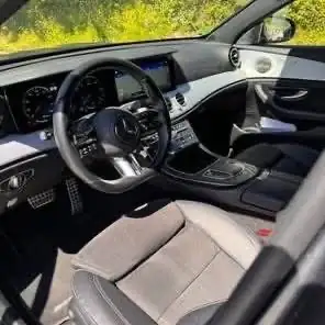 Mercedes-Benz E 200 d — Berline premium diesel, AMG Line, entretien exemplaire — Miniatur 7