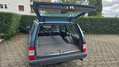 Volvo 940 Break 1998 — Berline familiale robuste, 250'000 km, moteur essence fiable — détail