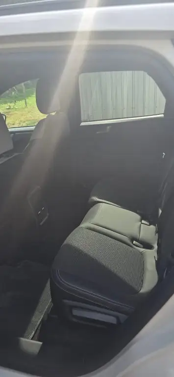 Ford Kuga 2026 — SUV hybride rechargeable, 5000 km seulement — Detail