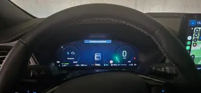 Ford Kuga 2026 — SUV hybride rechargeable, 5000 km seulement — Miniatur 7