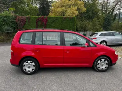 VW Touran 2004 — Monospace diesel robuste, 5 places, 4 pneus hiver inclus — intérieur