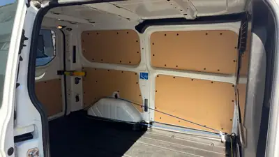 Ford Transit Custom — Diesel 170 ch automatique, entretien Ford complet — Miniature 11