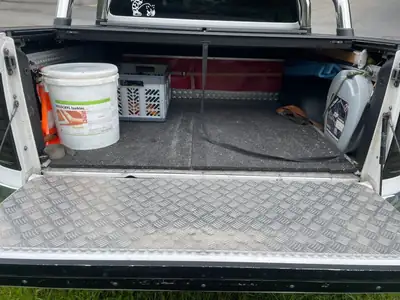 VW Amarok Diesel 180 ch — Pick-up 4x4 surequippé, tracteur 3500 kg — tableau de bord