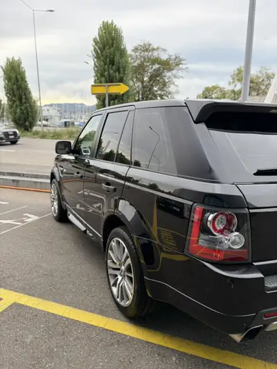 Land Rover Range Rover Sport — SUV premium 510 ch, transmission automatique, 95'000 km — Seitenansicht