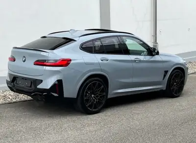 BMW X4 M Competition — 510 ch, performance M et design sportif — fianco