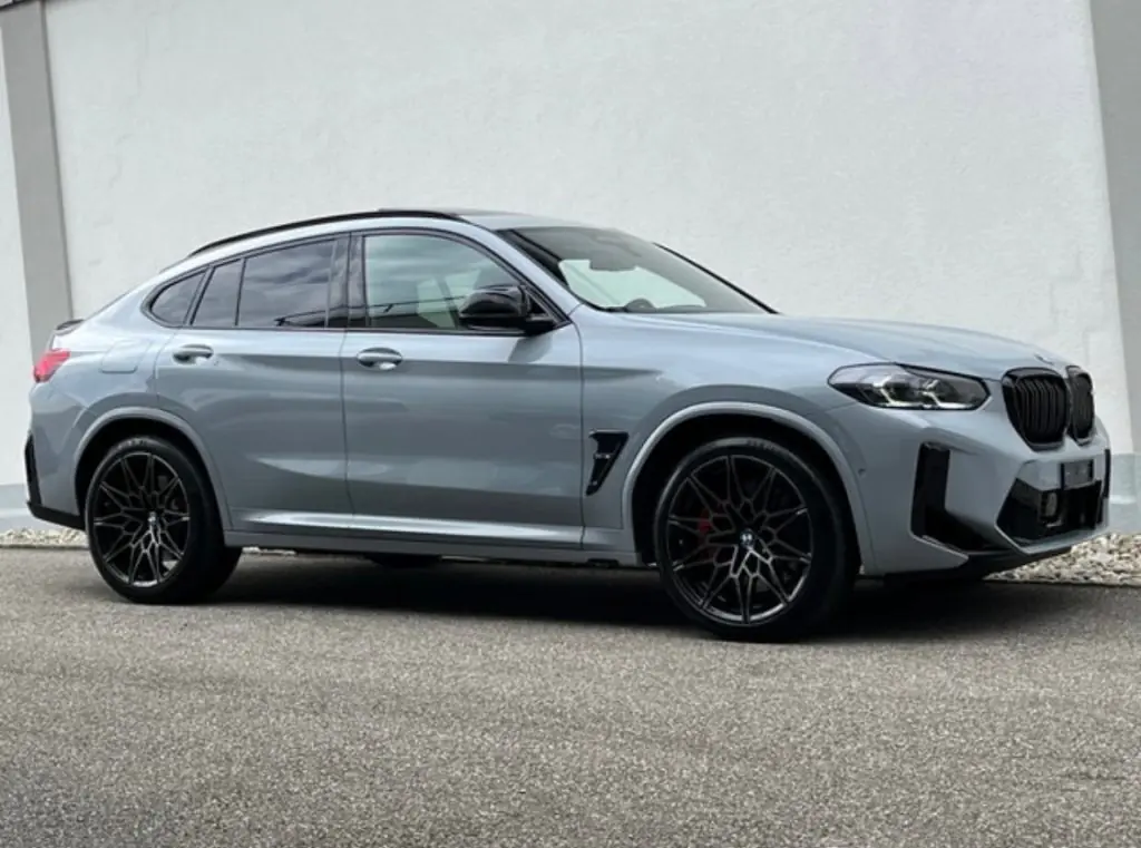 BMW X4 2023 occasion Münsingen — 1