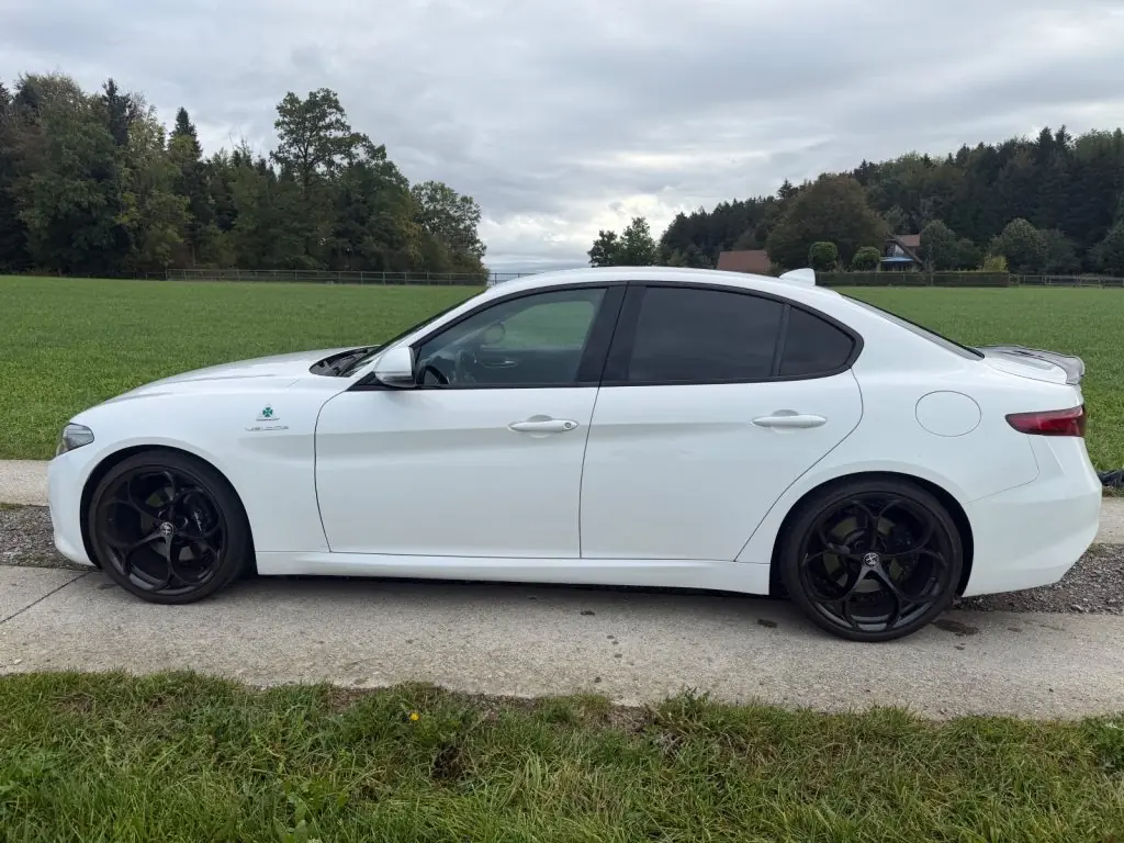 Alfa Romeo Giulia 2017 occasion Neudorf — 3