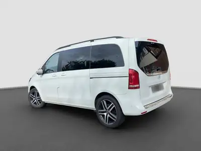 Mercedes-Benz V 250 CDI — Van 7 places robuste, diesel efficace, entretien complet — Innenraum