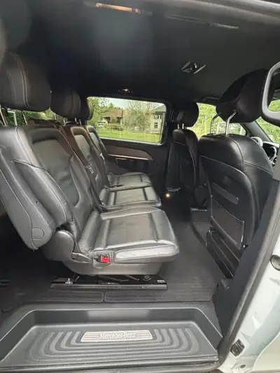 Mercedes-Benz V 250 CDI — Van 7 places robuste, diesel efficace, entretien complet — Miniatur 12