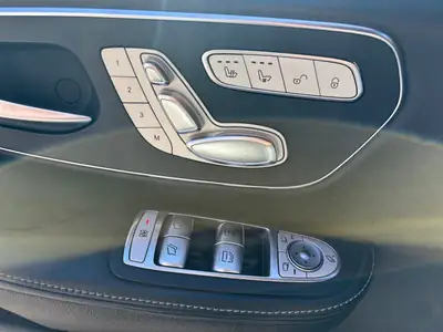 Mercedes-Benz V 250 CDI — Van 7 places robuste, diesel efficace, entretien complet — Miniatur 16