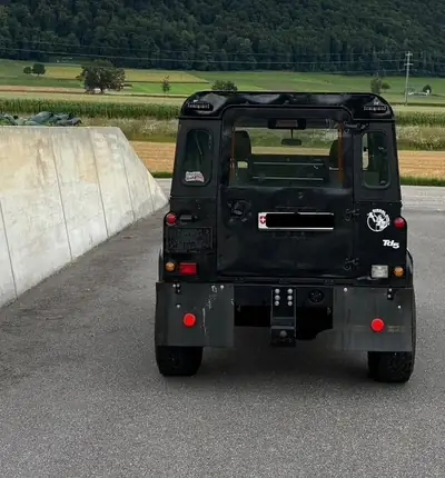 Land Rover Defender 90 TD5 — Légende 4x4 tout-terrain, châssis impeccable — Thumbnail 7