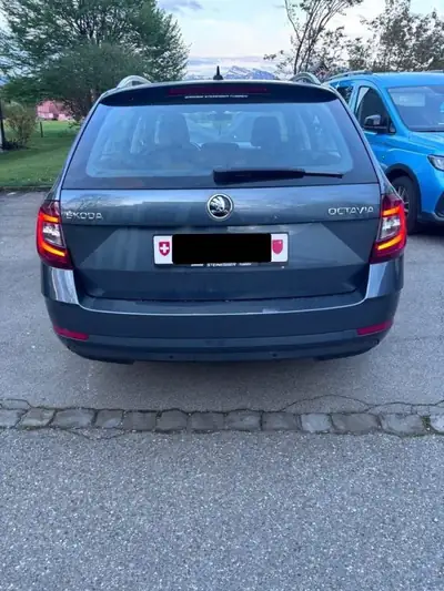 Skoda Octavia Diesel Automatique 2020 — Break spacieux, 184 ch fiables — rear view