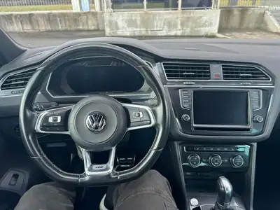 VW Tiguan R-Line 2016 — SUV 4Motion, équipé et fiable — Thumbnail 9