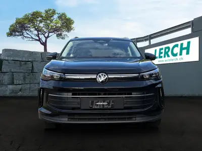 VW Tiguan 2025 — SUV diesel 4Motion, version Life équipée, 17'850 km — intérieur