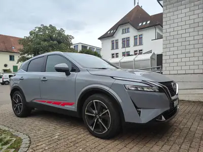 Nissan Qashqai 2022 — SUV Hybride essence, entretien complet récent — arrière