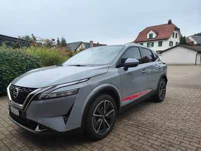 Nissan Qashqai 2022 — SUV Hybride essence, entretien complet récent — tableau de bord
