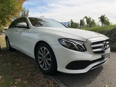 Mercedes-Benz Classe E 200 Break — Berline familiale élégante, entretien complet Mercedes — interni