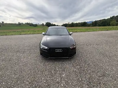 Audi S3 Sportline 2013 — Berline compacte haute performance, entretien AMAG certifié — fianco