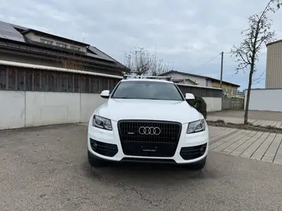 Audi Q5 2011 — SUV premium 211 ch, transmission automatique, tous terrains — vista esterna