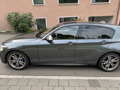 BMW M135 2014 — Berline sportive 319 ch, entretien BMW complet — Heckansicht
