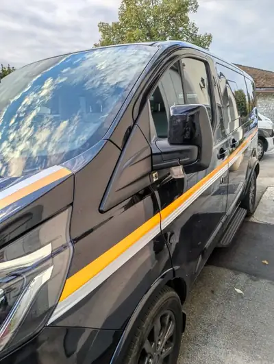 Ford Tourneo Custom — Minibus 8 places diesel, spacieux et polyvalent — Miniatur 14