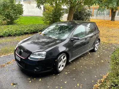 VW Golf 2007 — Berline compacte robuste, 200 ch essence manuelle — vue extérieure