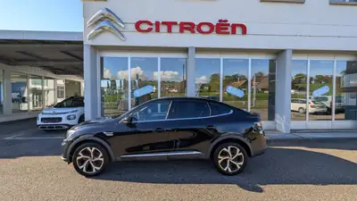 Renault Arkana 2024 — SUV coupé hybride essence, 61000 km seulement — dashboard