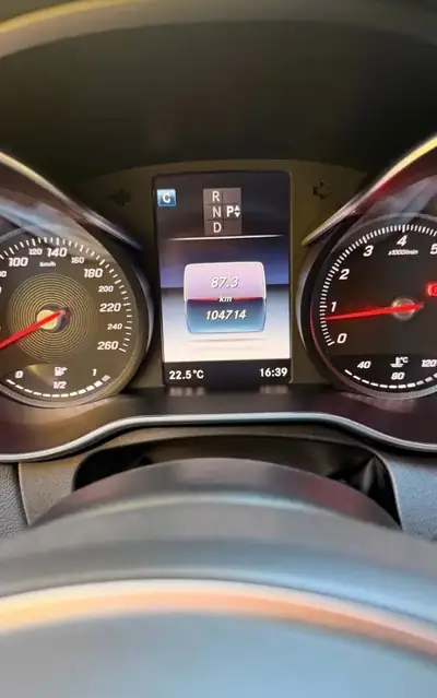 Mercedes-Benz C 200 T-Modèle 4MATIC — Break premium 2016, entretien complet documenté — detail