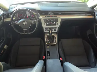 VW Passat Diesel 190 ch — Berline automatique robuste, entretien complet — rear view