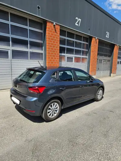 SEAT Ibiza 2022 — Citadine économique 80 ch, faible kilométrage et double équipement — Innenraum