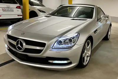 Mercedes-Benz SLK 200 AMG Line 2013 — Cabriolet sportif, moteur V6 306 ch — Außenansicht