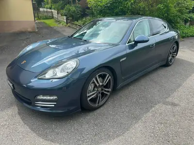 Porsche Panamera 400 ch — Berline sportive d'exception, entretien impeccable — fianco