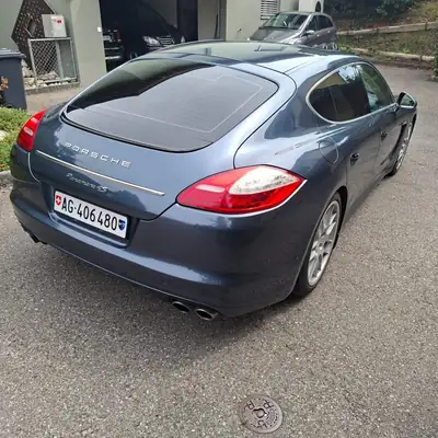 Porsche Panamera 400 ch — Berline sportive d'exception, entretien impeccable — cruscotto