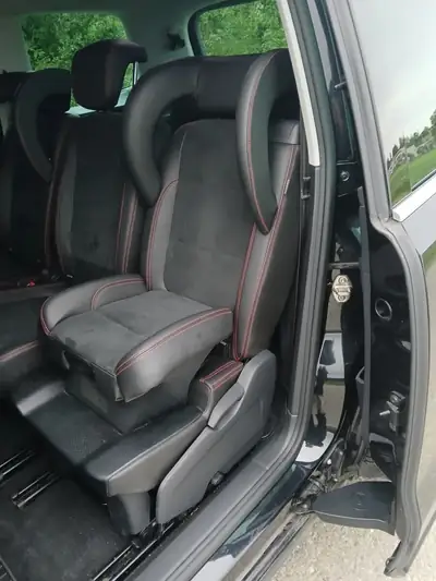 SEAT Alhambra 2019 — Monospace 7 places diesel, 72 000 km, transmission automatique — Detail