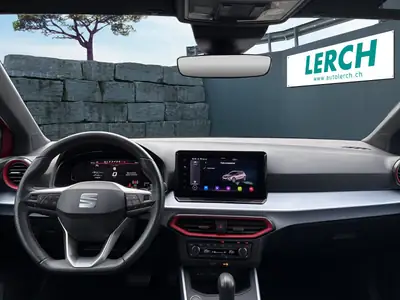 SEAT Arona 2023 — SUV compact rouge pétillant, 16 900 km seulement — Miniatura 12