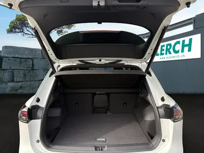 VW Tiguan 2024 — SUV diesel robuste, 15400 km seulement — dettaglio