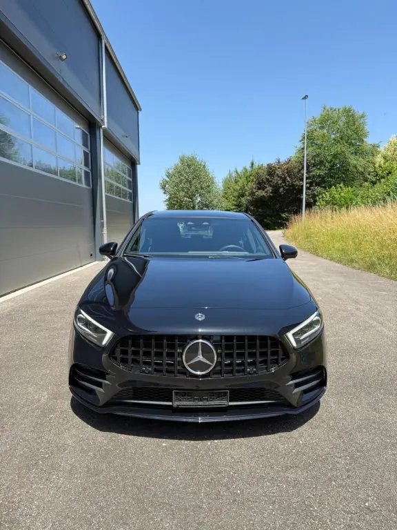 Mercedes-Benz Classe A 220 — Berline compacte diesel, 190 ch automatique